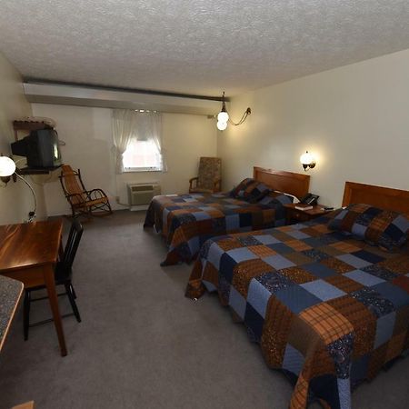 Casselman Inn Grantsville エクステリア 写真