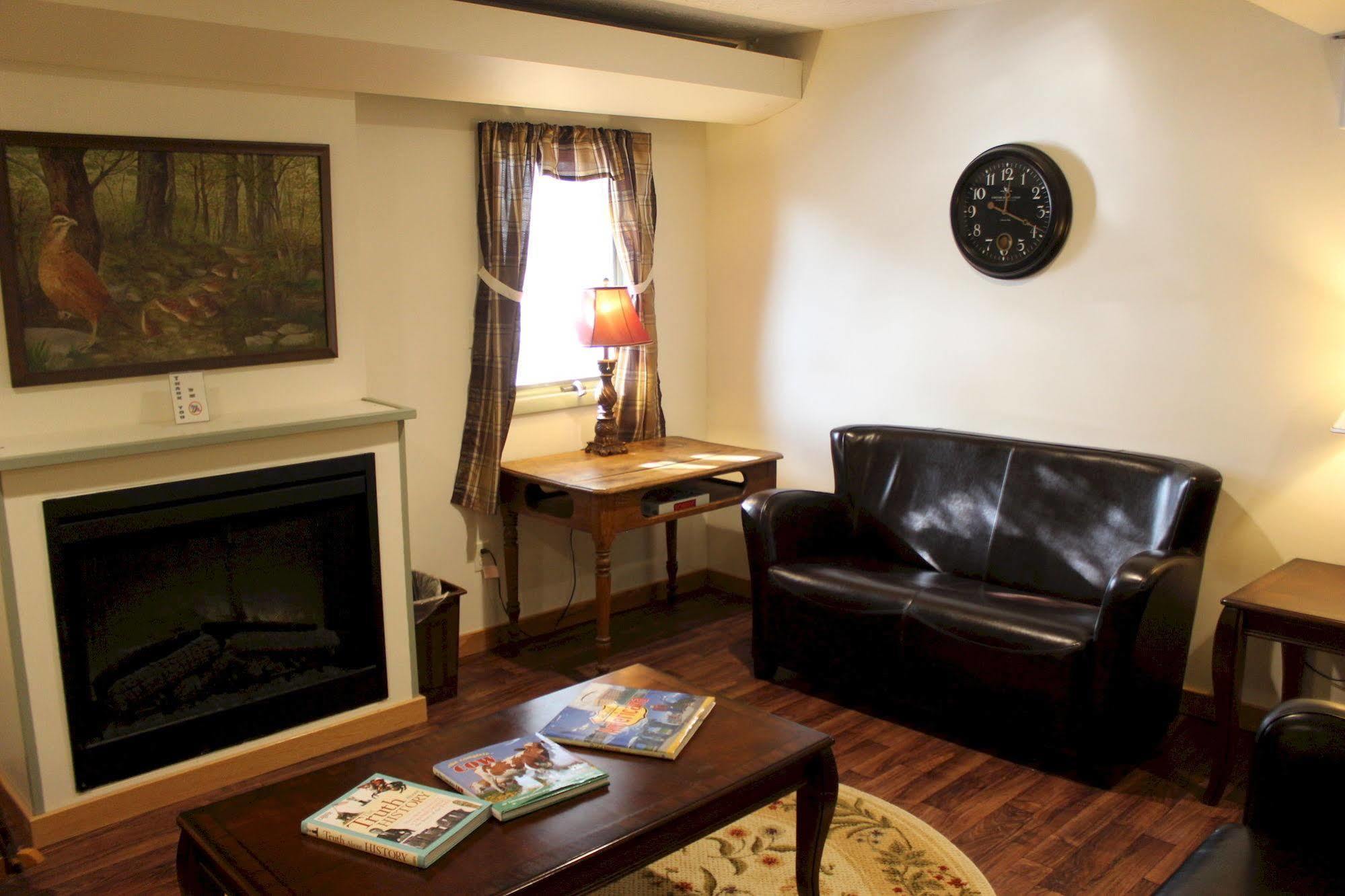Casselman Inn Grantsville エクステリア 写真