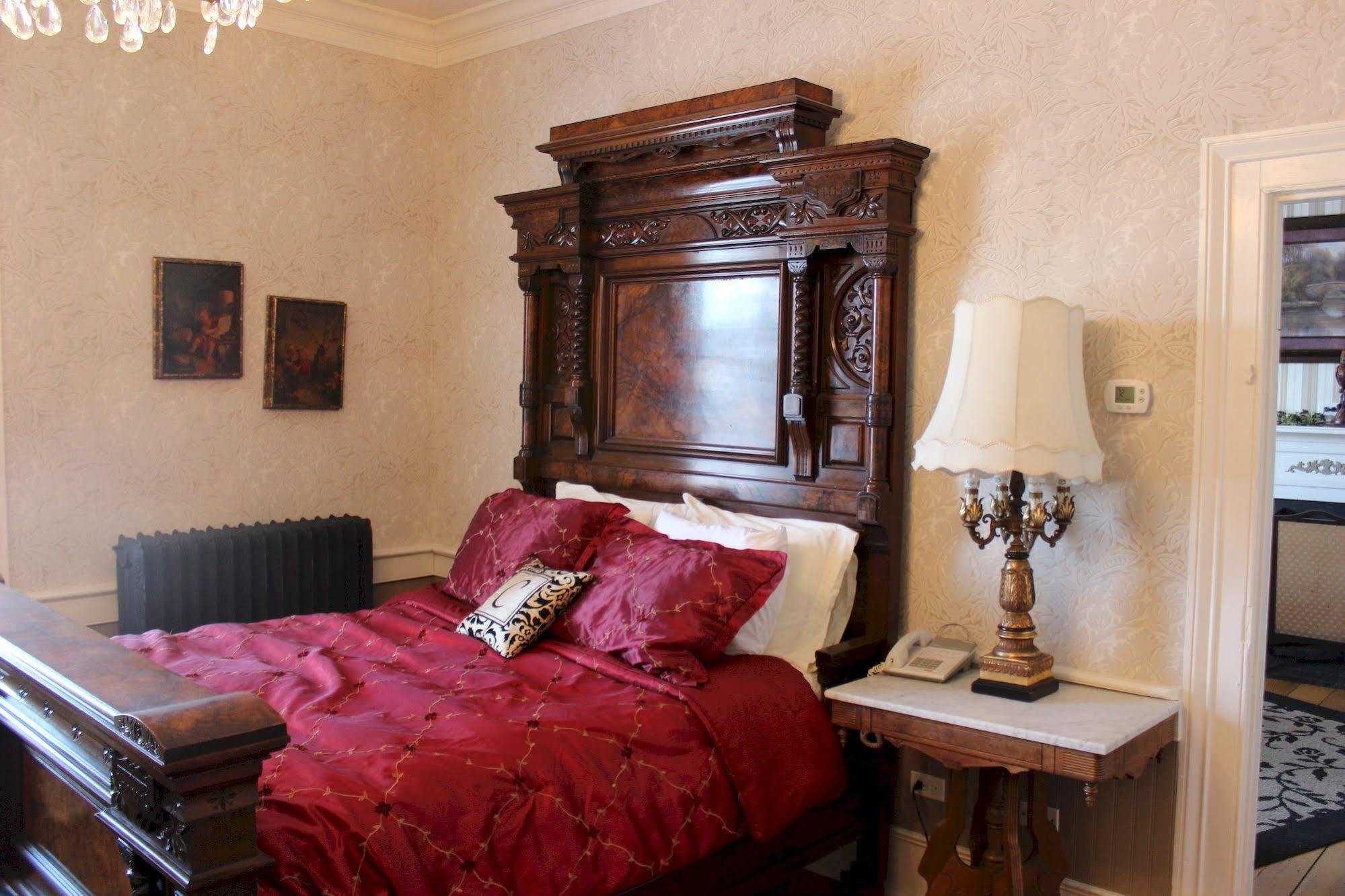 Casselman Inn Grantsville エクステリア 写真