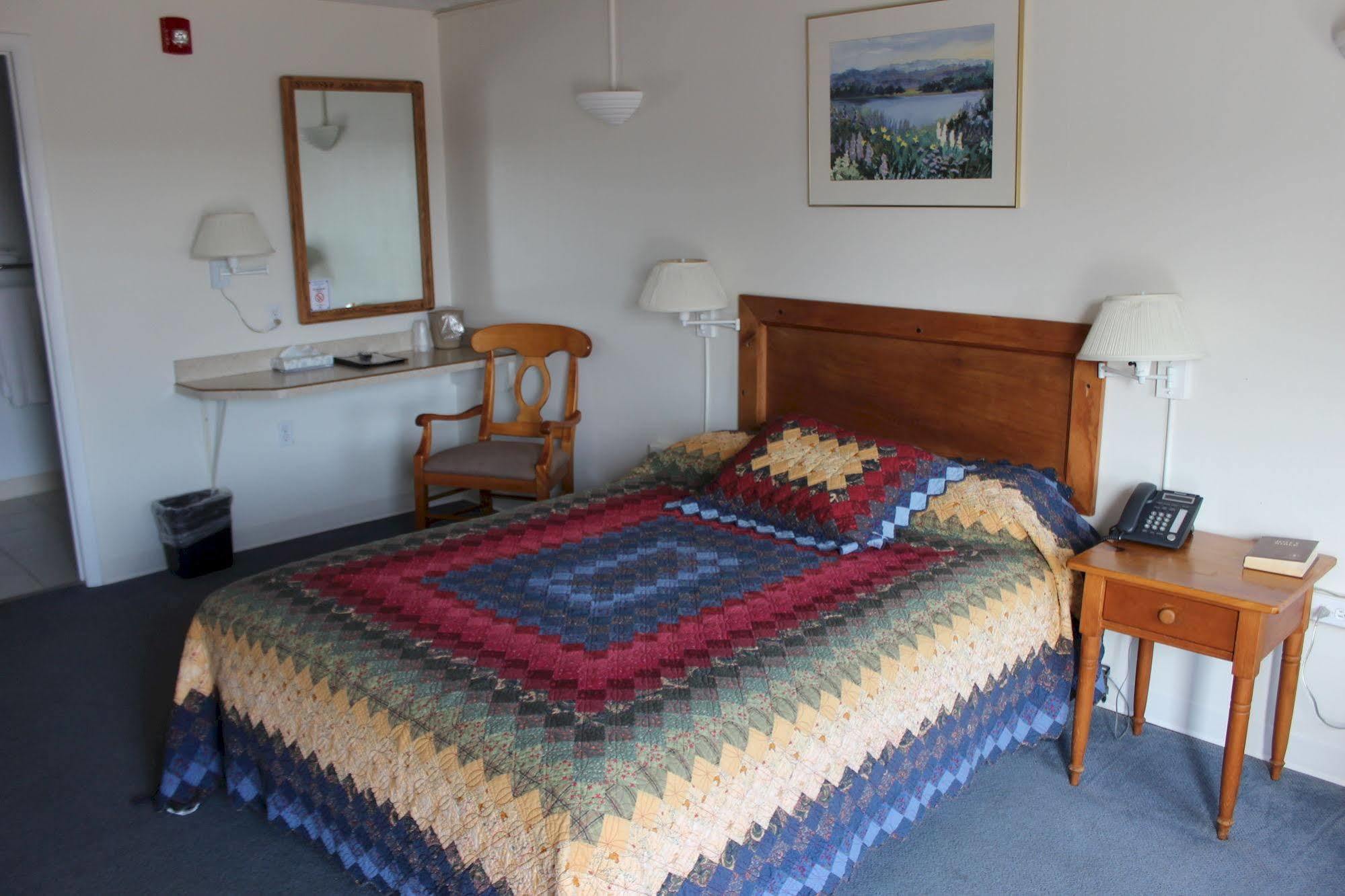 Casselman Inn Grantsville エクステリア 写真