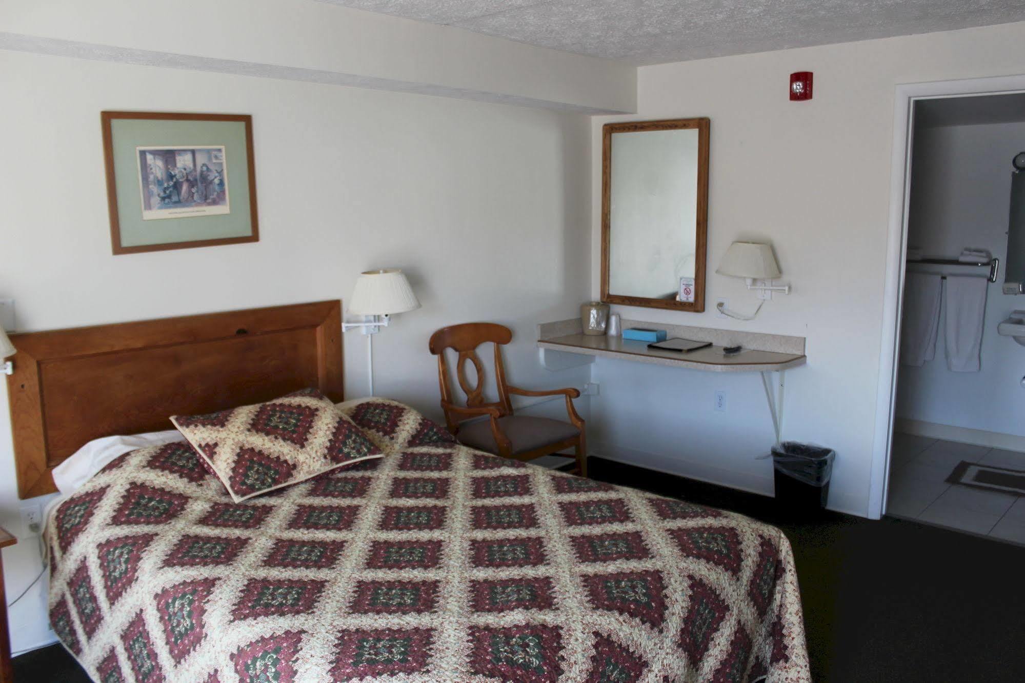 Casselman Inn Grantsville エクステリア 写真