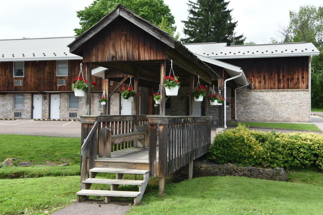 Casselman Inn Grantsville エクステリア 写真